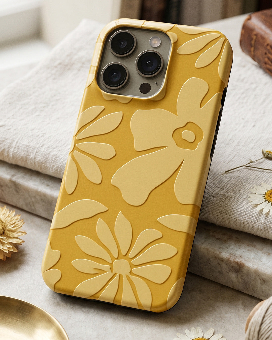 Sunny Daisy iPhone 16 Pro Max Case