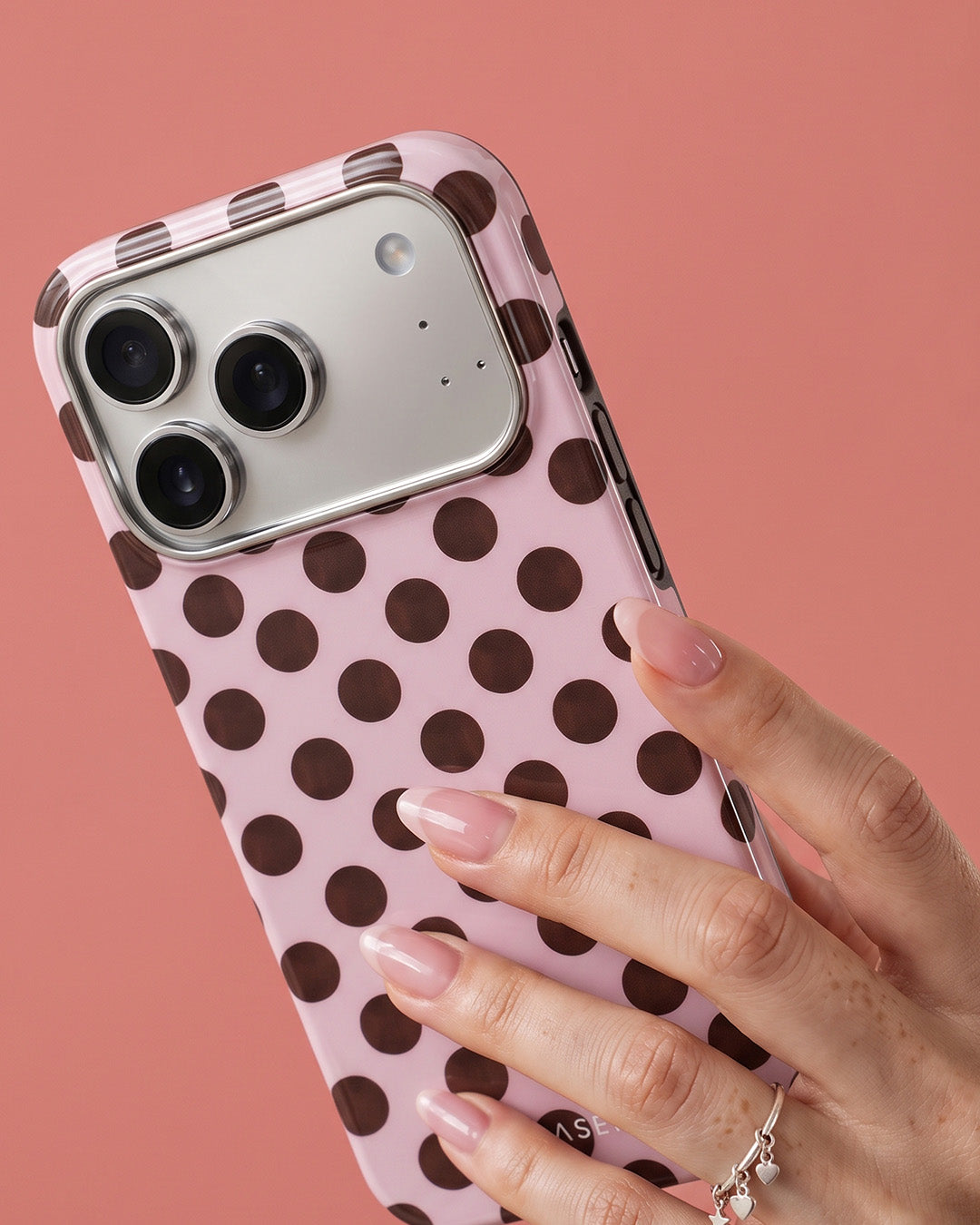 Pink Polka Dot iPhone 18 Pro Max Case