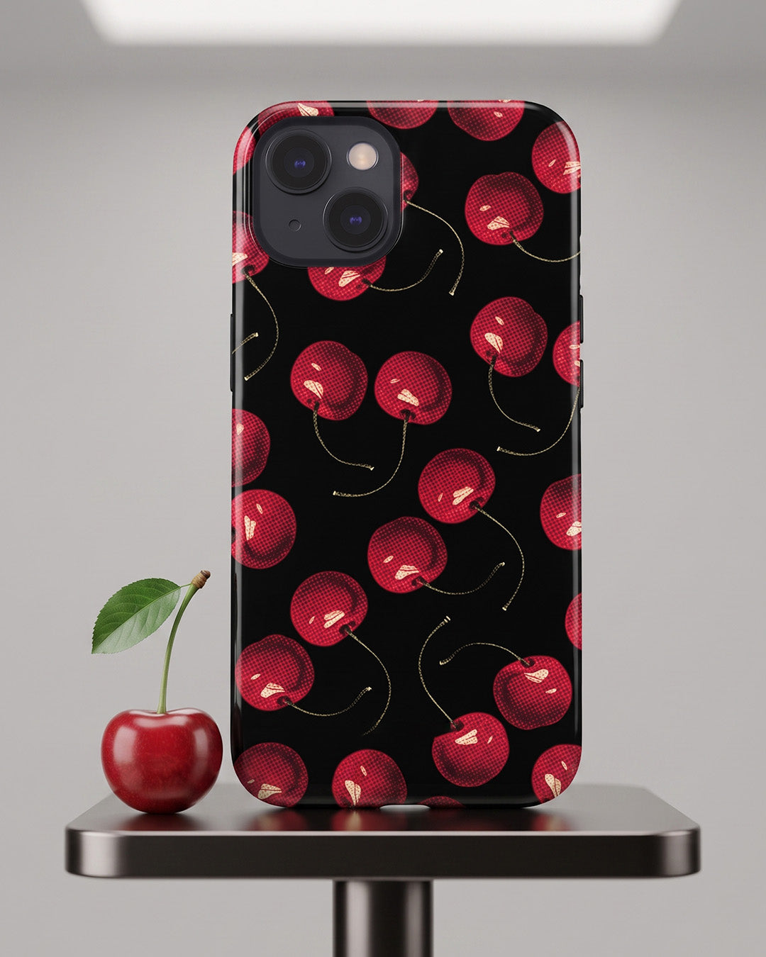 Retro Star iPhone 14 Case