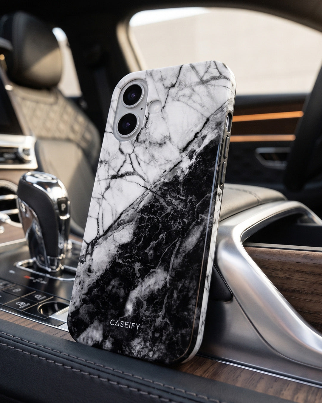 Black & White Marble iPhone 16 Case
