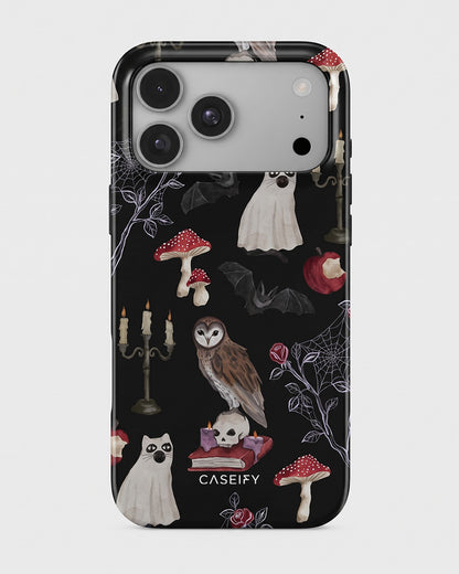 Gothic Halloween Owl Ghost iPhone 18 Pro Case