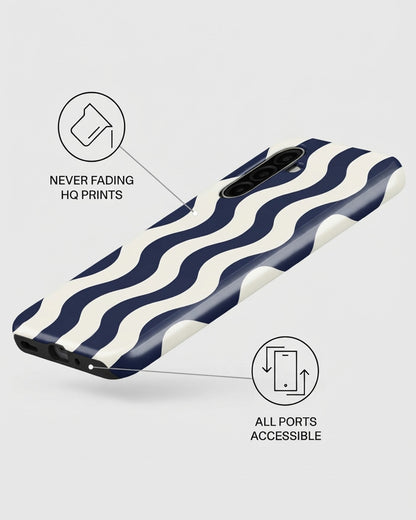 Galaxy A17 Wavy Stripe Case