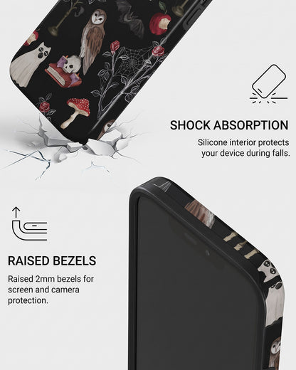 Gothic Halloween Owl Ghost iPhone 18 Pro Case