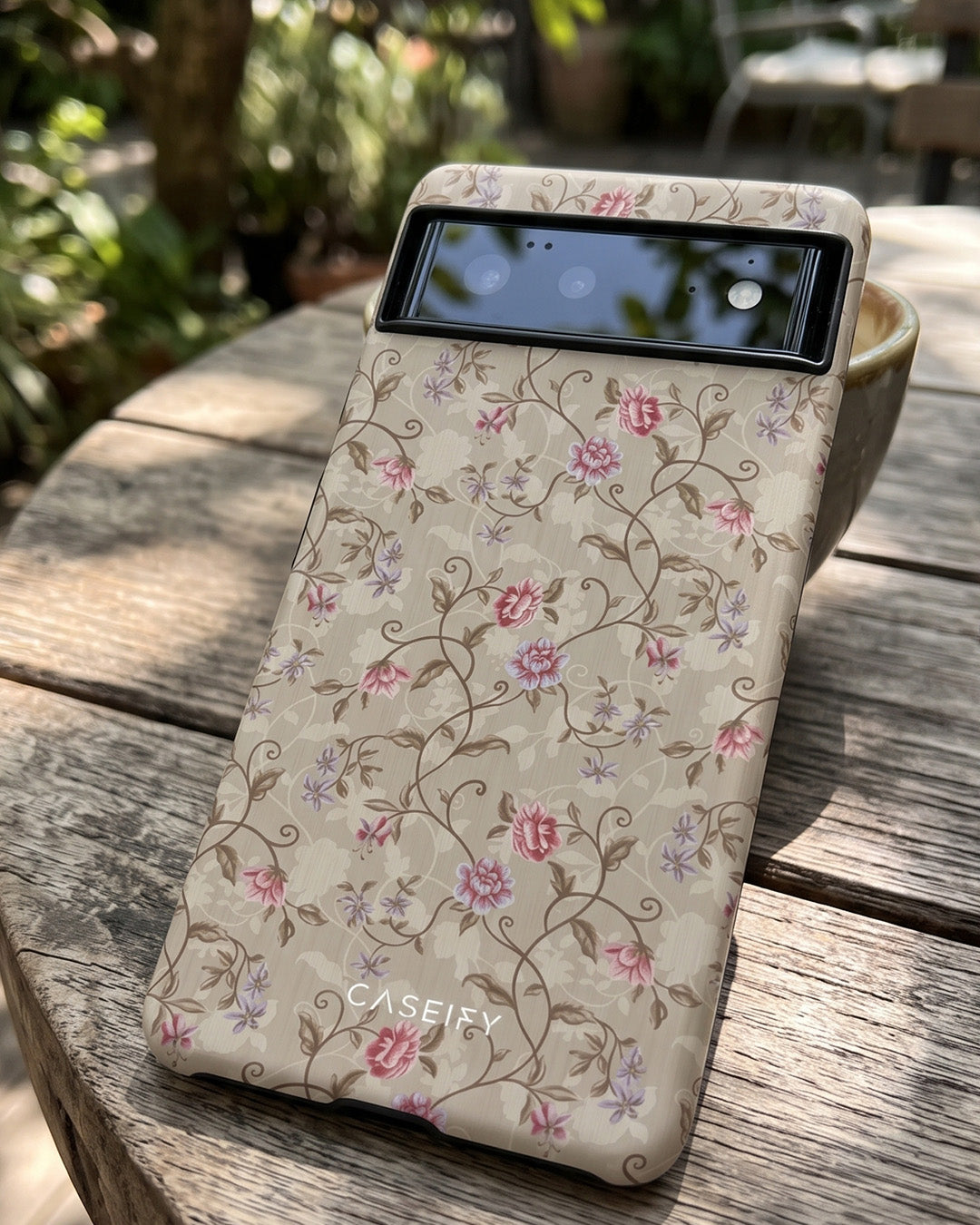 Vintage Floral Pixel 6 Pro Case